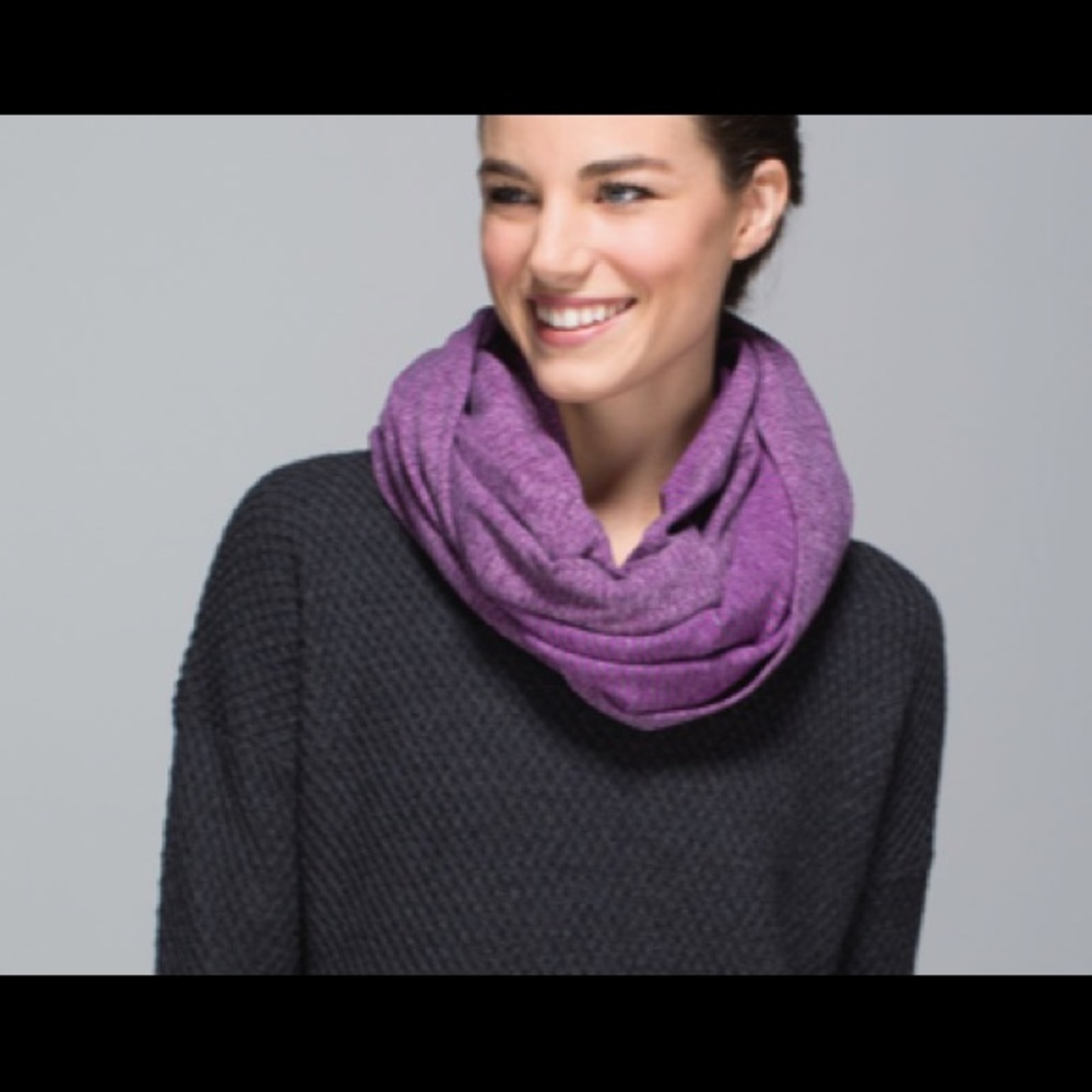 Lululemon Vinyasa Scarf *Rulu Violet heathered